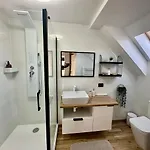 Sas Apartment