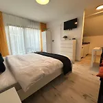 Sas Apartment