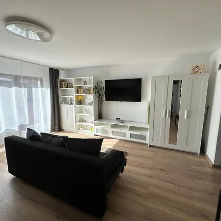 Sas Apartment *